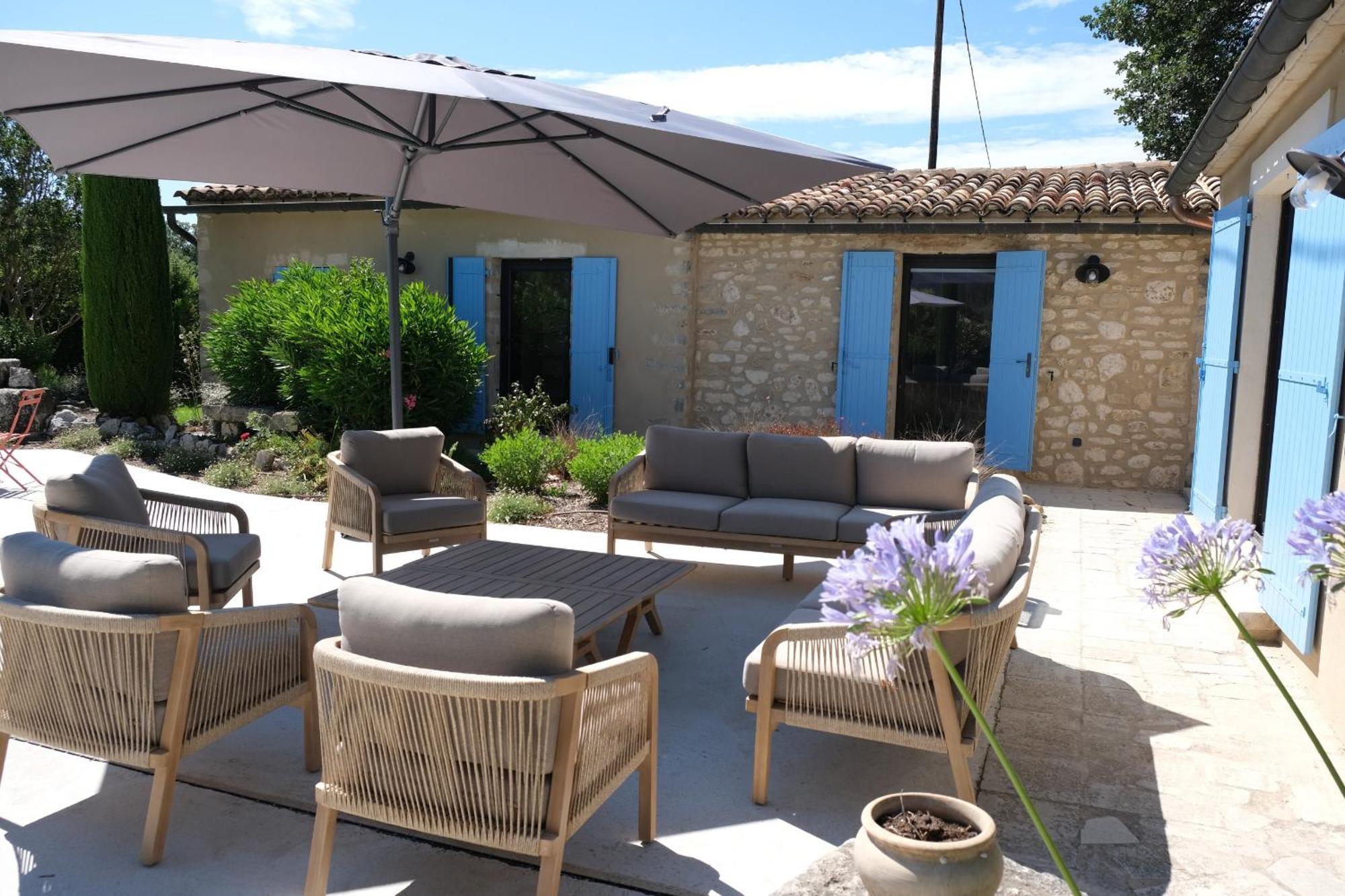 Provencal House With Heated Pool, View Of The Luberon In Robion - Accommodates 12 People. Exterior photo