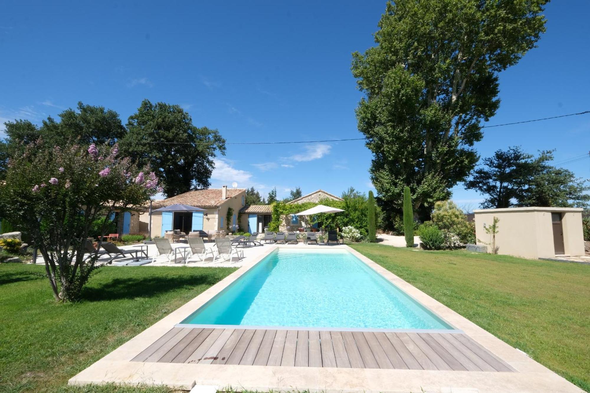 Provencal House With Heated Pool, View Of The Luberon In Robion - Accommodates 12 People. Exterior photo